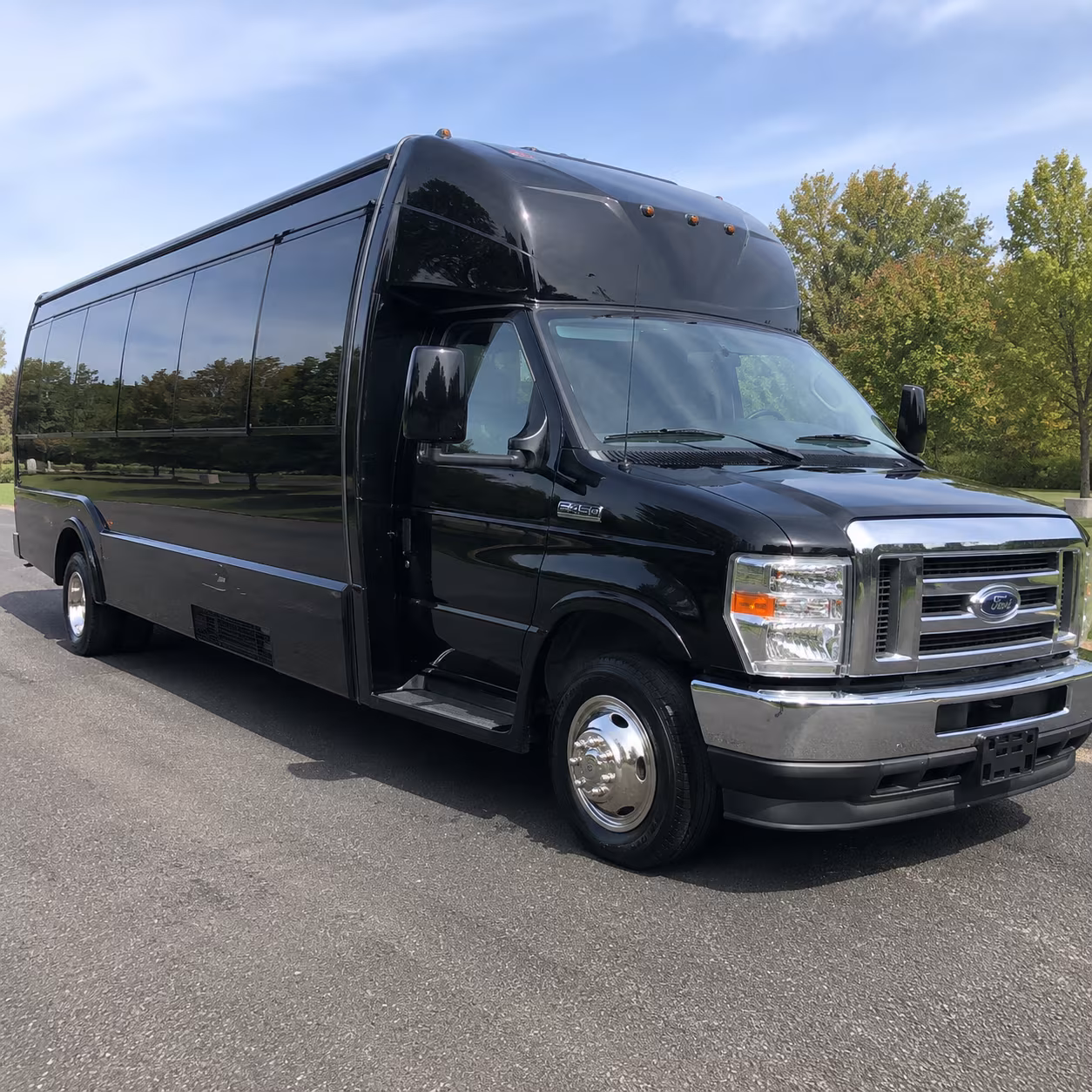 Atascocita Winery Tour & Pub Crawl Transportation