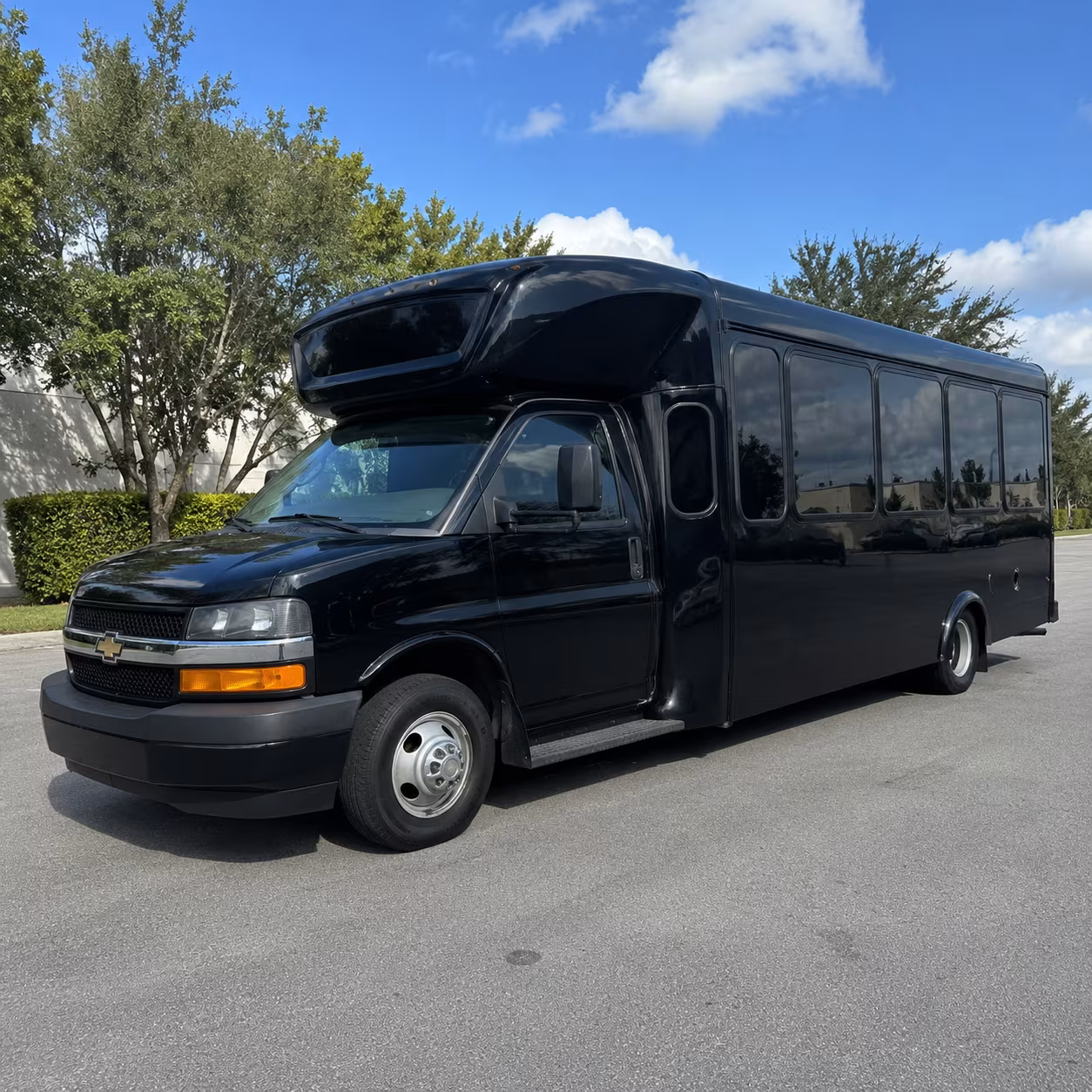 Spring Homecoming & Prom Party Bus Rentals